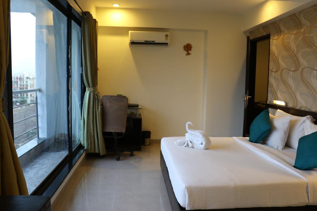 Pallavi A'Vida Navi Mumbai Exterior photo